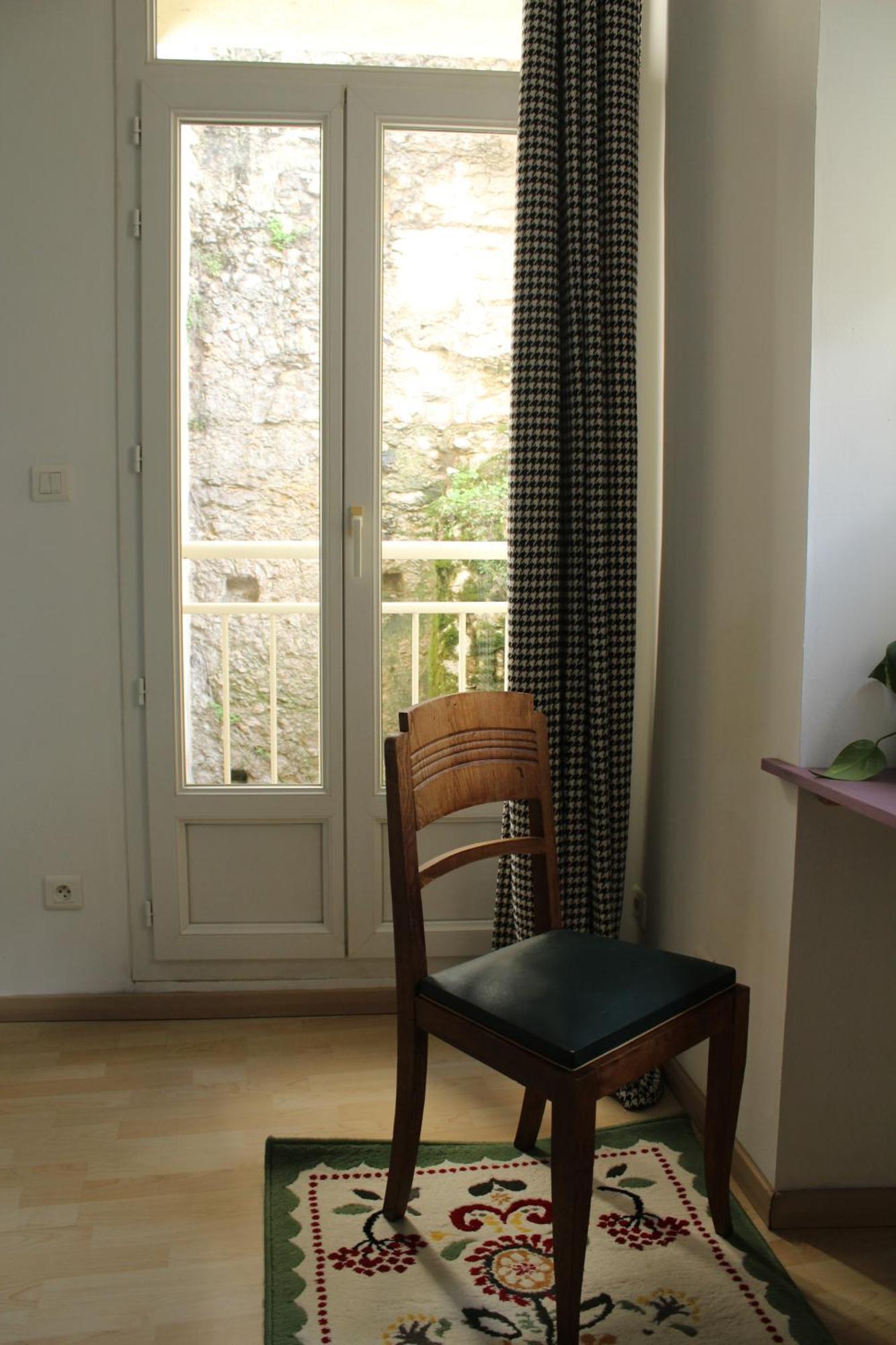 Par Saint Georges ! Apartment Cahors Exterior photo