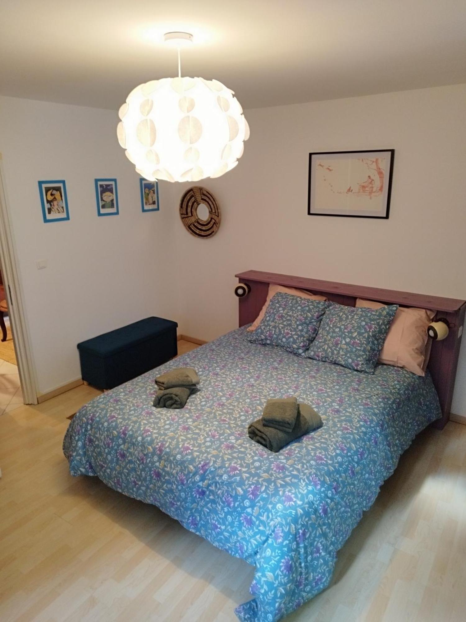 Par Saint Georges ! Apartment Cahors Exterior photo