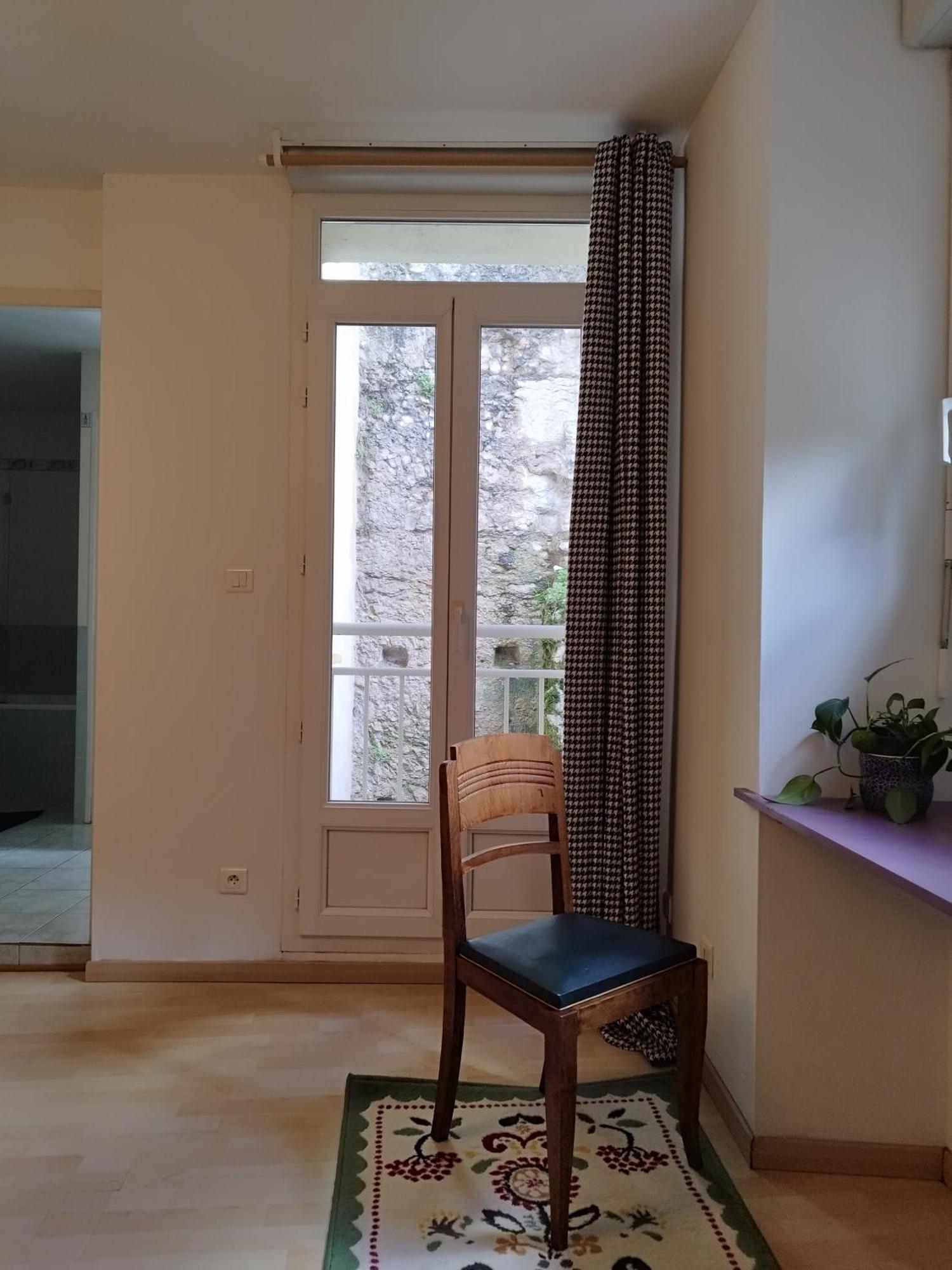 Par Saint Georges ! Apartment Cahors Exterior photo